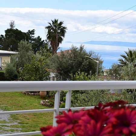 Studio Holiday Kalamata 2 Exterior photo