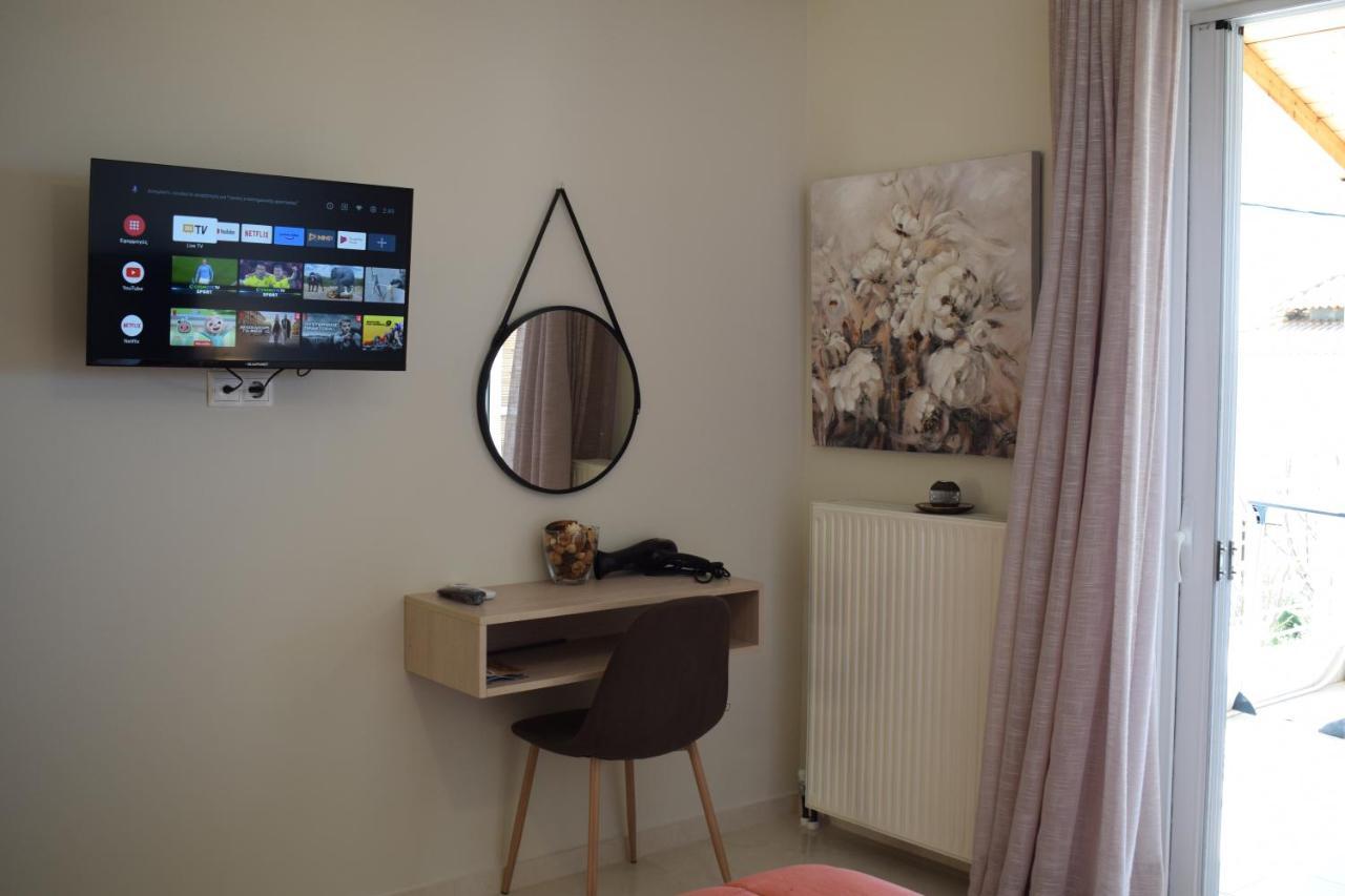 Studio Holiday Kalamata 2 Exterior photo